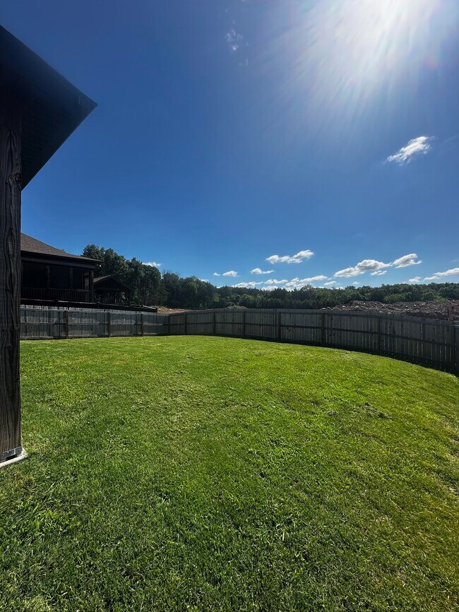 Photo - 122 Shady Hollow Dr House