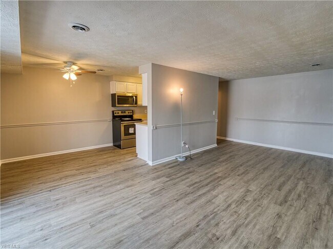 Foto del edificio - 4383 Inner Cir Dr