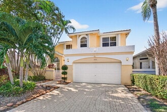 Building Photo - 7848 Travelers Tree Dr