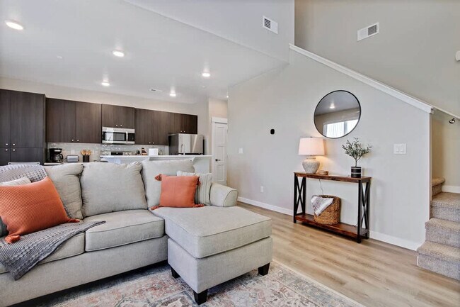 Building Photo - 17065 N Hounslow Wy