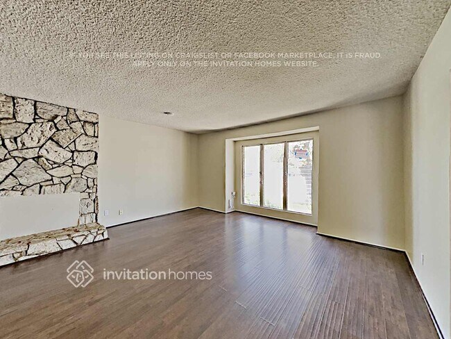 Foto del edificio - 7652 Goodland Ave
