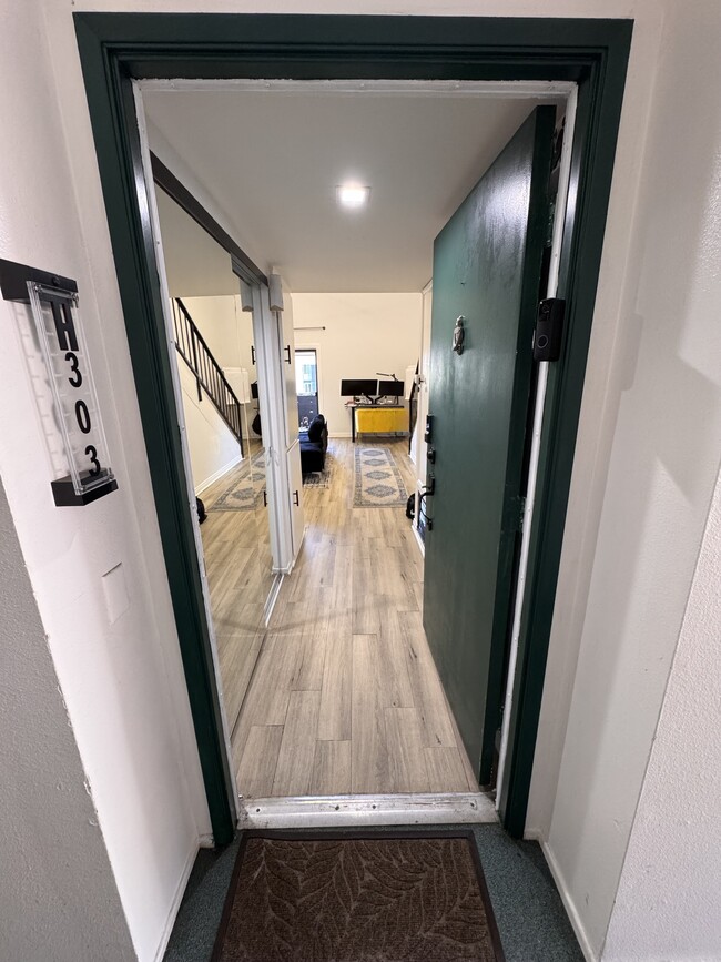 Foto del edificio - 5460 White Oak Ave