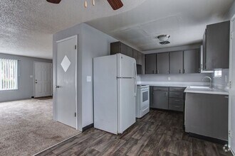 Building Photo - 1022 NE 181st Ave