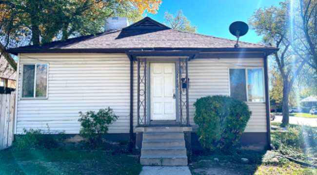 Building Photo - 2804 Van Buren Ave