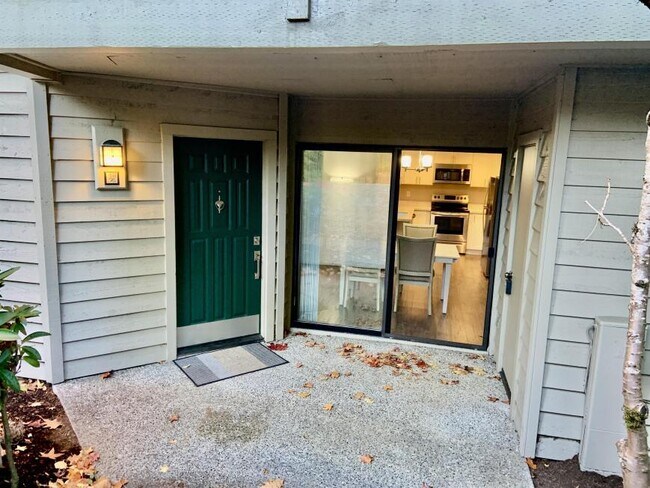 Foto del edificio - 1 bedroom in Bellevue WA 98004