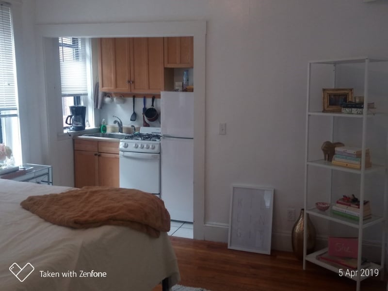Primary Photo - 39 Hemenway St