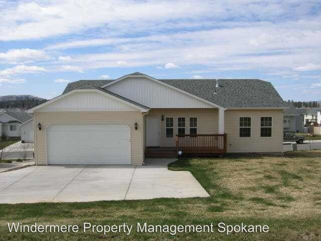 Primary Photo - 1022 Fox Ridge Rd