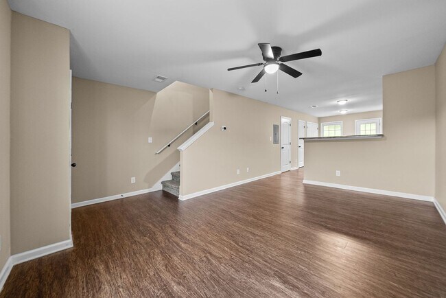 Foto del edificio - 148 Center Pointe Dr