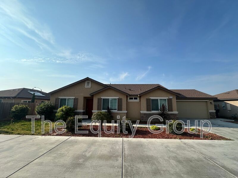 Primary Photo - 2113 N Highland St