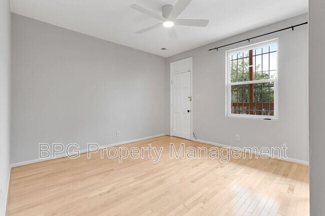 Building Photo - 1217 Duncan Pl NE