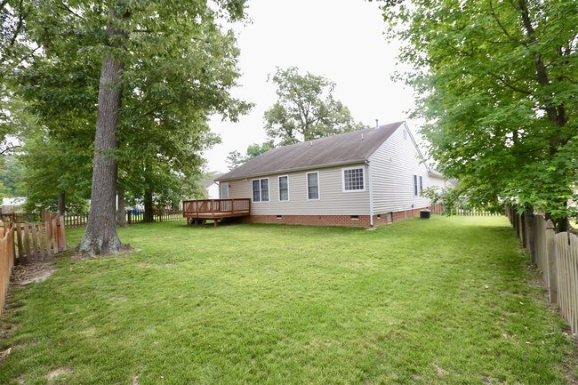 Building Photo - 4012 Clipper Bay Dr