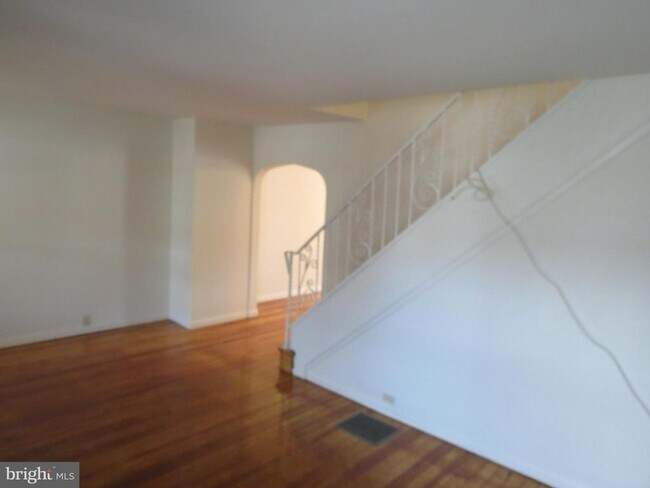 Foto del edificio - 240 Pensdale St