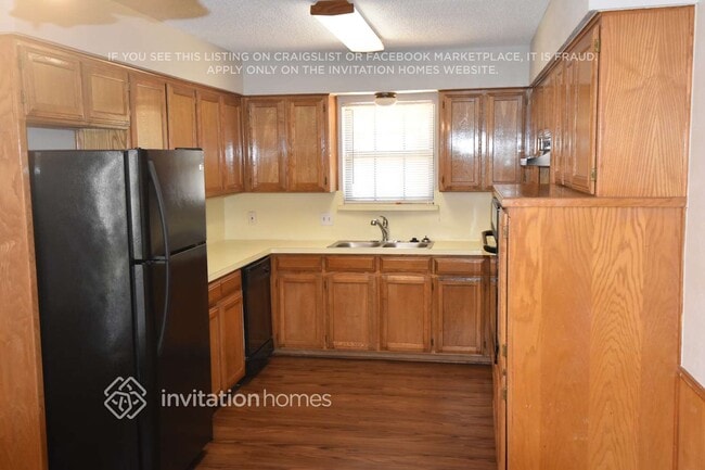 Building Photo - 7533 Janetta Dr