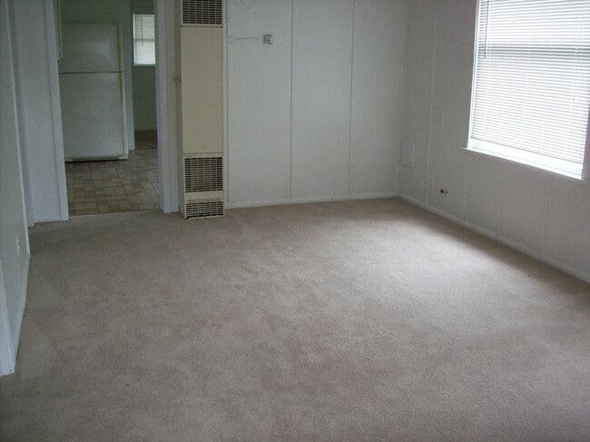 Building Photo - STATUS: -HOLD- | R191A | $1250