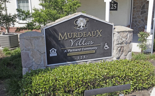 Building Photo - Murdeaux Villas