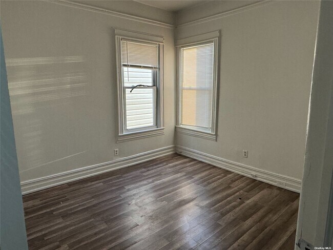 Foto del edificio - 85-42-85-76 76th St