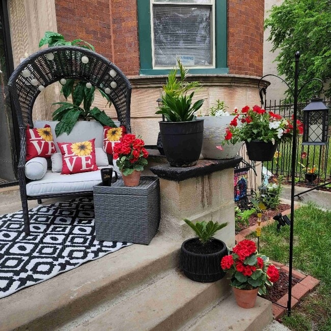 Photo - 5822 S Indiana Ave Apartment