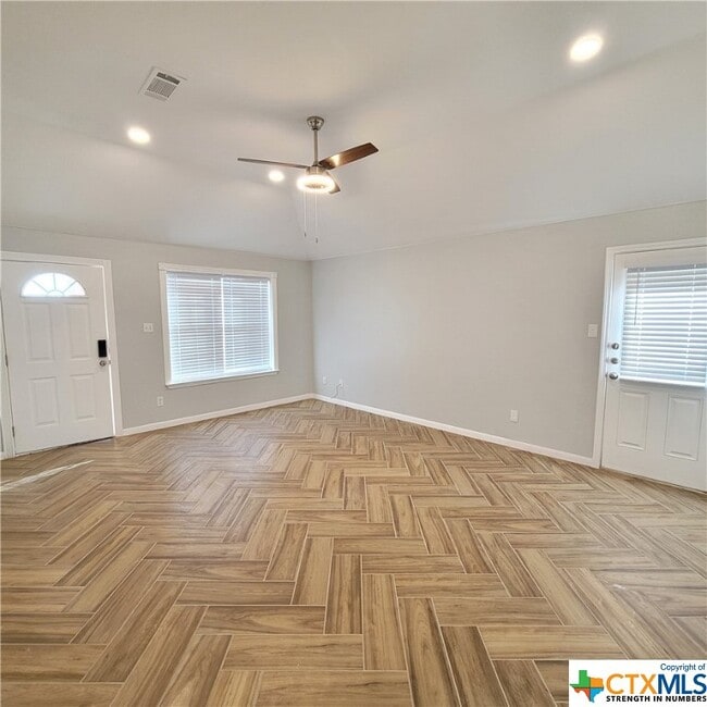 Building Photo - 2916 Starlight Dr