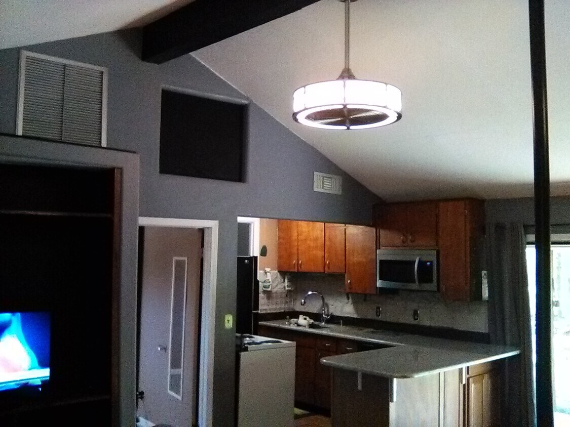 Foto principal - 30769 Blanco Rd