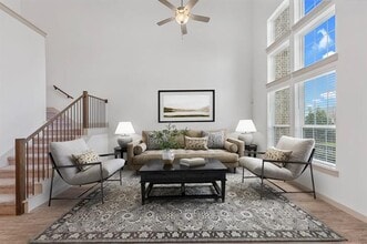 Building Photo - 4870 Woodruff Way
