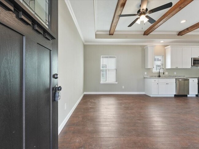 Foto del edificio - 21500 Ruth Dr