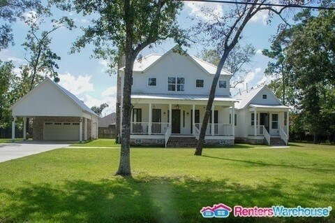 Primary Photo - 13927 Lakeside Terrace Dr