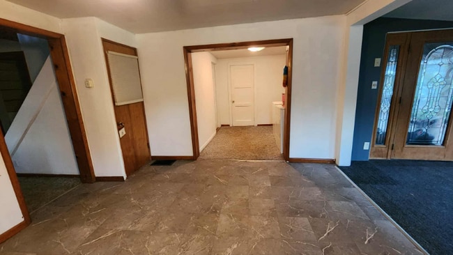 Building Photo - 6695 OH-314