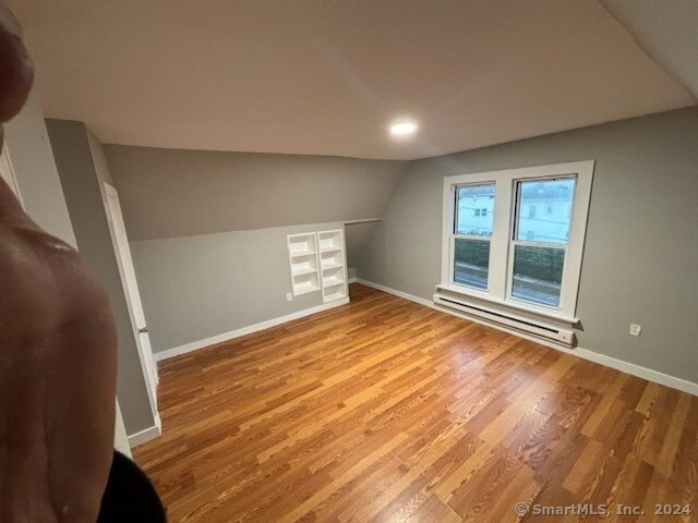 Foto del edificio - 272 Burritt St