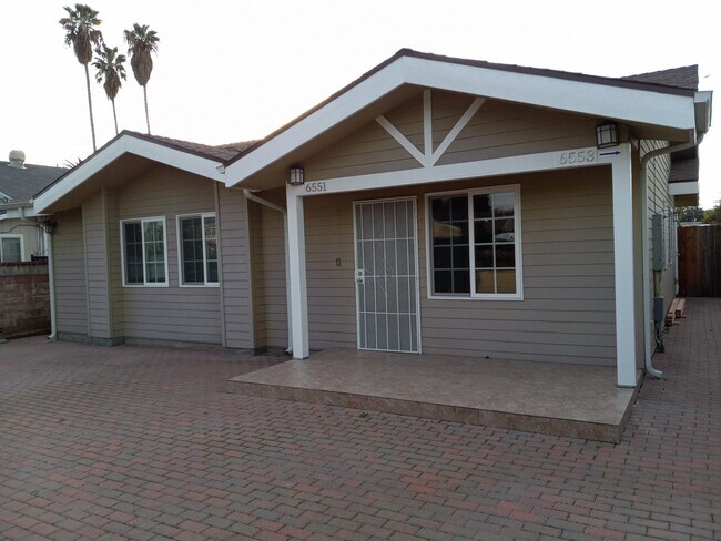 Building Photo - 6551 Gaviota Ave