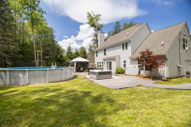 Foto del edificio - 49 Driftwood Dr