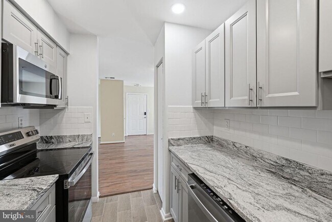 Foto del edificio - 13408 Shady Knoll Dr
