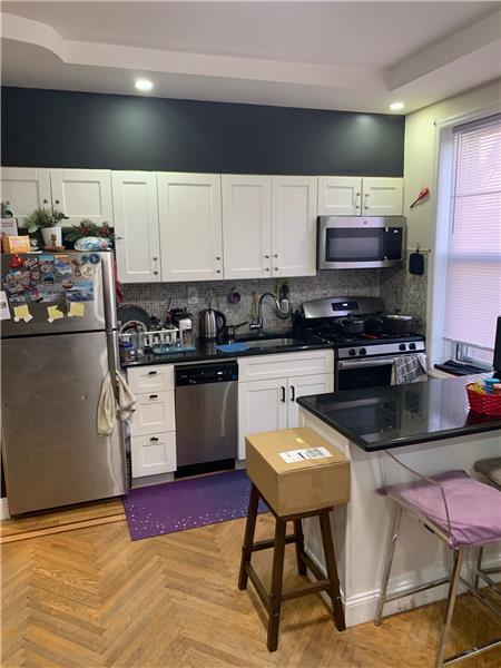 Foto principal - 9319 Ridge Blvd
