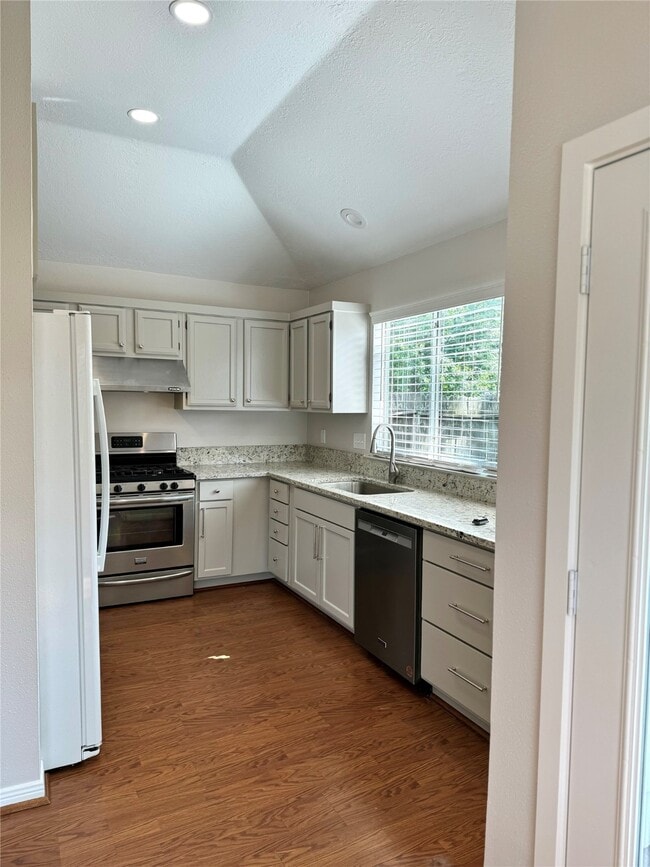 Foto del edificio - 16103 Manor Point Dr