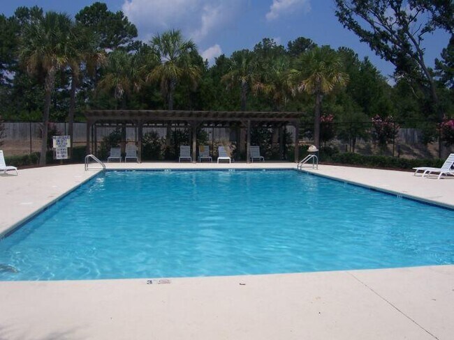 Building Photo - Mainstreet Subdivision