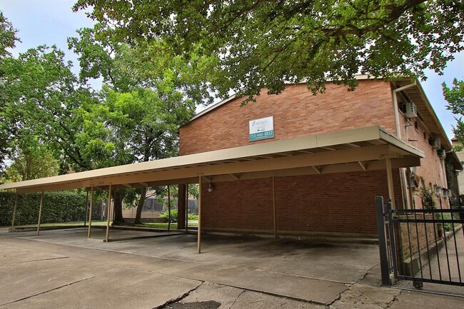Building Photo - 3520 Garrott St
