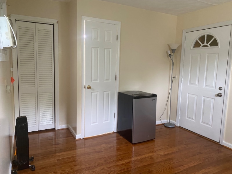 Photo - 11727 Veirs Mill Rd (Silver Spring, MD)