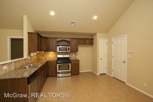 Foto del edificio - 3 br, 2 bath House - 4037 W 105th Street
