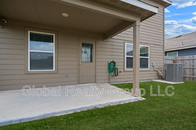 Building Photo - 6022 Bluestem Wy