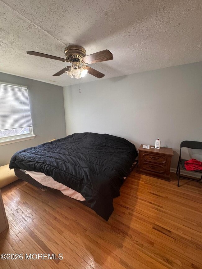 Building Photo - 30 Howland Ave