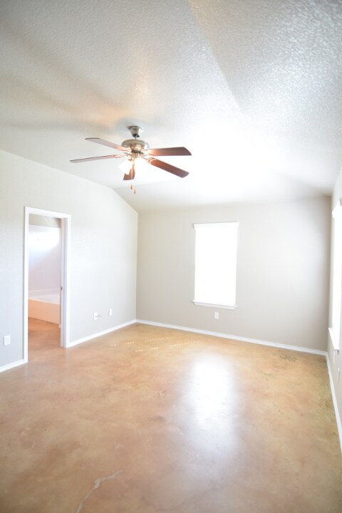 Foto del edificio - 3110 Rockwall Dr