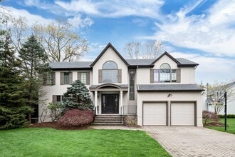 Building Photo - 55 Auryansen Ct