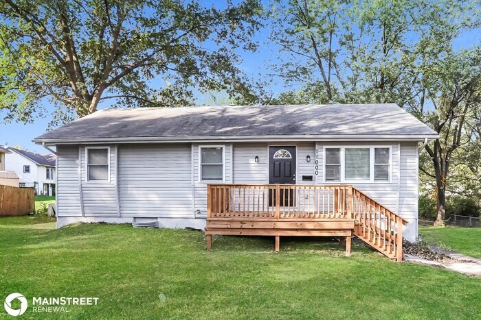 Primary Photo - 11000 N Holmes Street, Kansas City, MO 64155