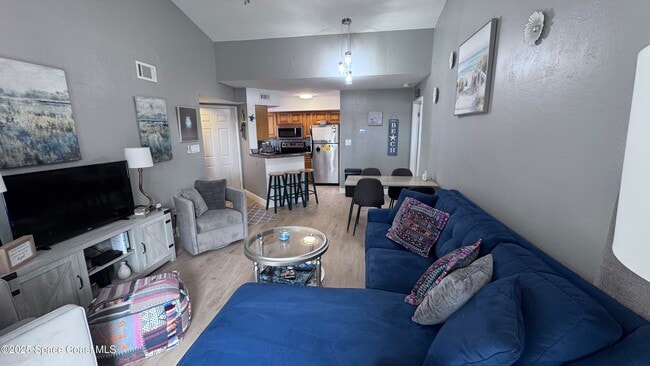 Building Photo - 1841 Island Club Dr