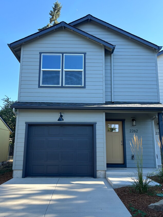 Foto principal - 2262 Simpson St SE