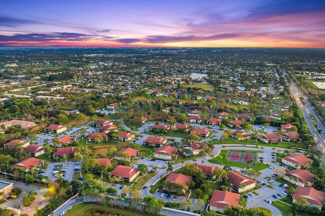 Foto del edificio - 6532 Chasewood Dr