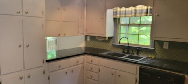 Foto del edificio - 1318 Zachary Way NW