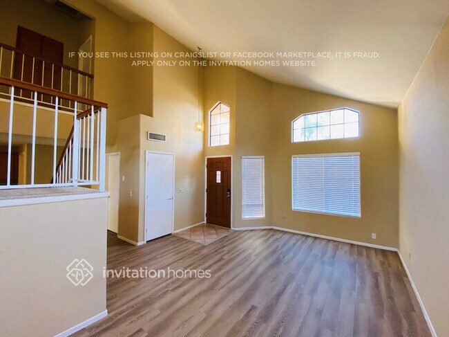 Foto del edificio - 938 E Rockwell Dr