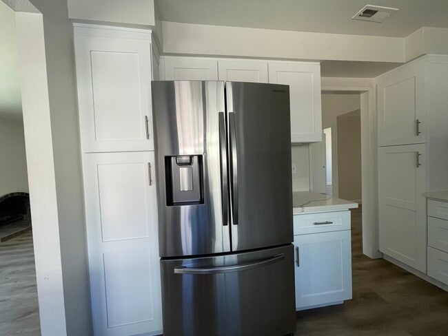 Building Photo - 3503 Spruce Ct