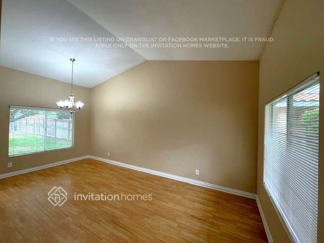Foto del edificio - 9881 Whitewater Rd