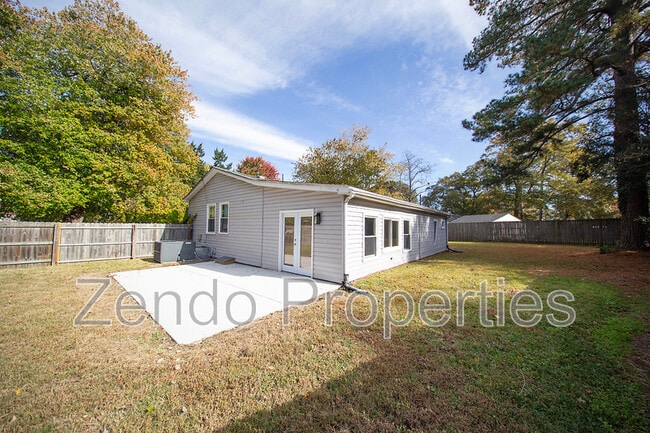 Building Photo - 4821 Vick St